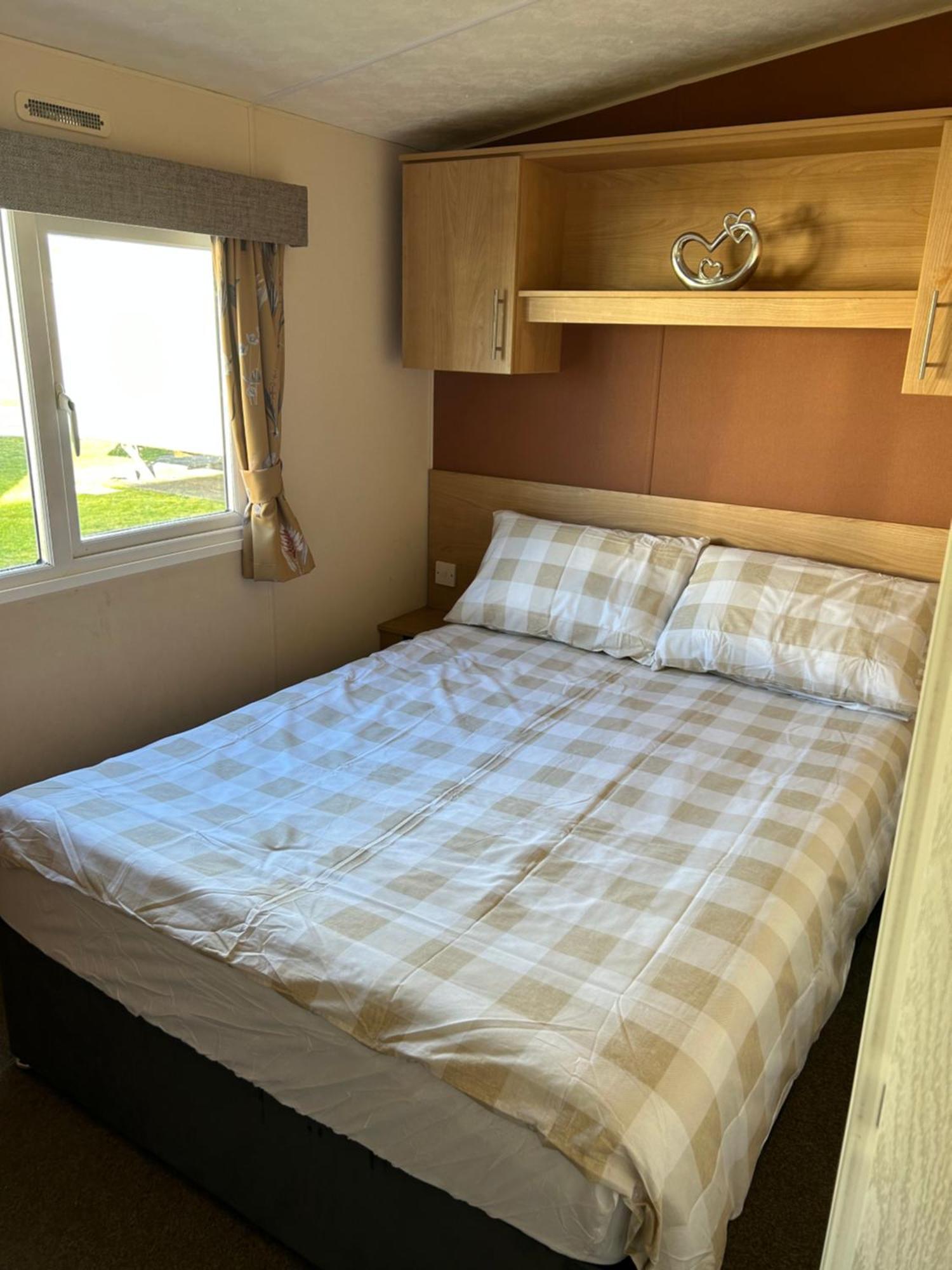 Phoenix Caravan Hire, Trecco Bay Porthcawl Exterior photo